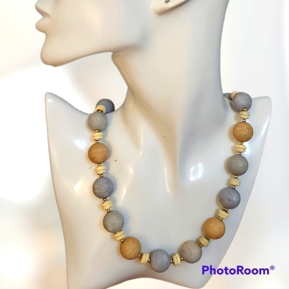 TRUE Vintage 1970s DORIS LEE Earth Tones Ceramic Beaded Necklace
